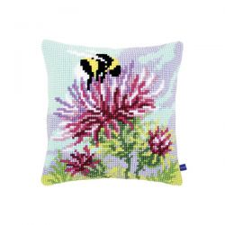  PN-0149686 Подушка "Шмель на чертополохе" (Vervaco)