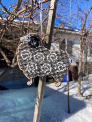 С006-01 Набор для вышивания  "Барашек серый с белыми колечками" 8,5х8