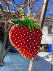 С024 Набор для вышивания "Клубника" 5х8