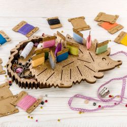 Шкатулка для рукоделия + 26 бобинок FLZB(N)-048, 23.5*18*2.7см Волшебная страна