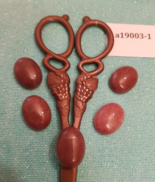 Магнит для игл (Кабошон из кварца (клубничный) , 15*20*7мм) а19003-4