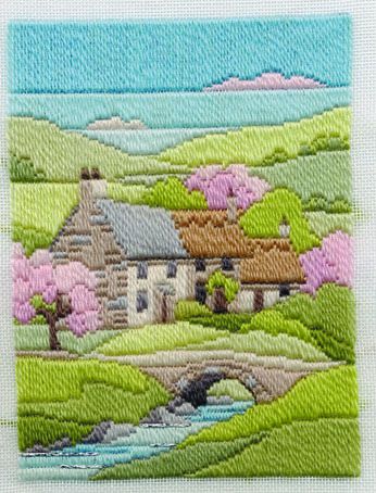 Набор для вышивания в технике лонгстич DERWENTWATER DESIGNS "Дом весной" 14MLS9